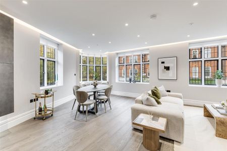 4 bedroom flat to rent - Photo 2