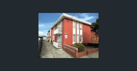 Great 2 Bedroom Apartment in Handy Location - Photo 4