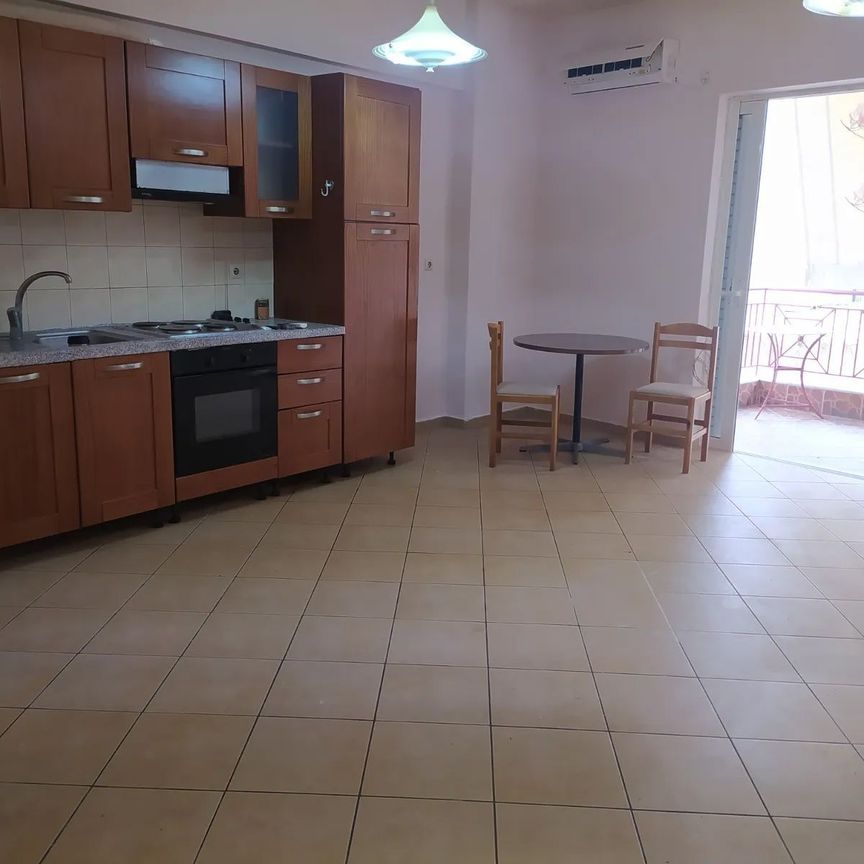 Διαμέρισμα για ενοικίαση Αγία Σοφία - Μανιάτικα (Ταμπούρια – Αγία Σοφία) - Photo 1