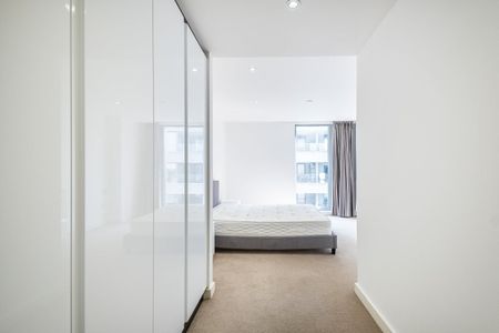 3 bedroom flat to rent - Photo 5