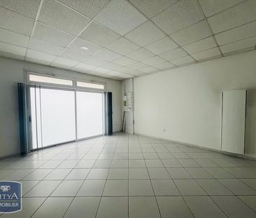 Location Appartement 2 pièces 47m² MONTRICHARD VAL DE CHER 41400 - Photo 2