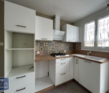 Location Maison 5 pièces 117m² ROQUEFORT 47310 - Photo 3