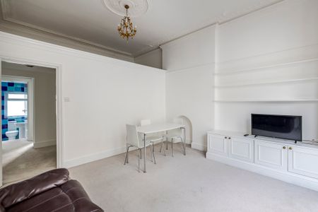 Campden Hill Gardens, Kensington, London, W8 - Photo 5