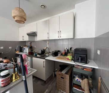 Location Appartement 2 pièces 41m² BORDEAUX 33800 - Photo 4