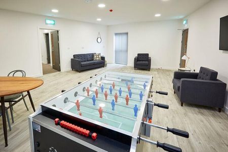 5 bedroom apartment to rent - Photo 3