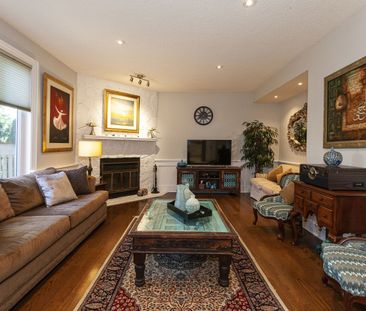 For Lease - 2074 BRAYS Lane, Oakville, Ontario - Photo 3