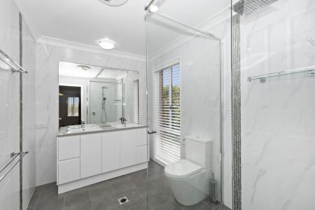 4 Bedroom Home - Photo 3