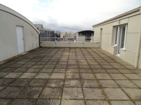 Location appartement T6 155.00m² à Reims (51100) - Photo 2