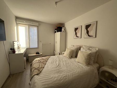 Location Appartement 2 pièces 50m² MARCQ EN BAROEUL 59700 - Photo 3