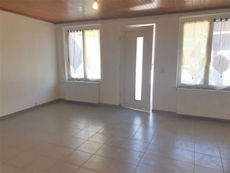 Bel appartement 1 chambre au centre de Péruwelz - Photo 2