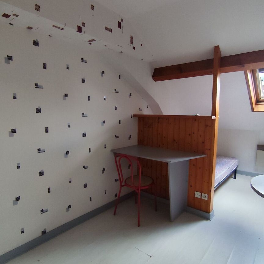 Appartement à louer 1 pièce • 10,50 m 2 Le Creusot - Photo 1