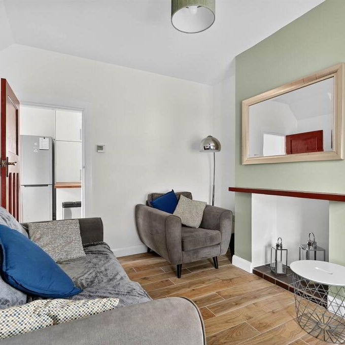 2 Dunraven Park, Belfast, BT5 5LF - Photo 1