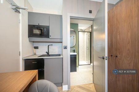 1 bedroom in a house share to rent - Photo 5