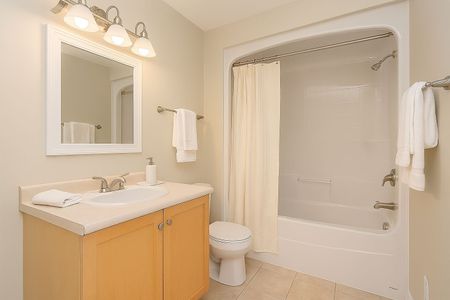 For Lease - 2543 WATERLILLY Way, Barrhaven, Ontario - Photo 4