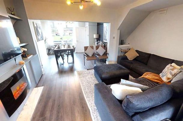 Wycombe Close, Davyhulme, Manchester, M41 - Photo 1