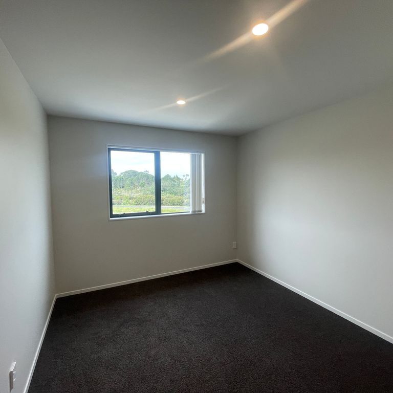 Beachlands - Photo 1