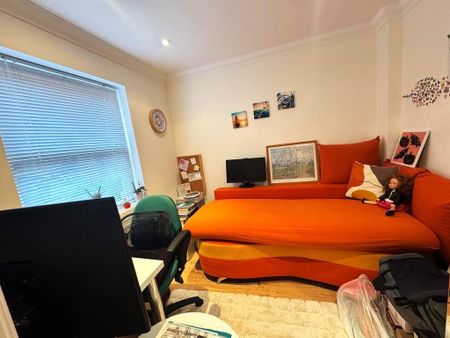 3 bedroom end of terrace house to rent - Photo 3