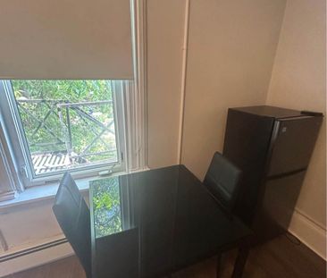 25 Russell - Photo 2