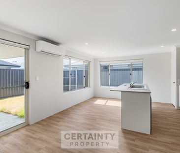 3 Bed I 2 Bath I Low-Maintenance Duplex Living - Photo 6