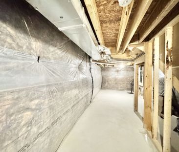 For Lease - 48 Gretzky Avenue, Barrie, Ontario - Photo 6