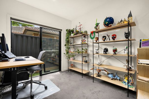 3/8 Conway Court, Altona North VIC 3025 - Apartment For Rent | Domain - Photo 1