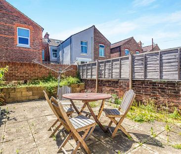 5 bedroom terraced house to rent - Photo 3