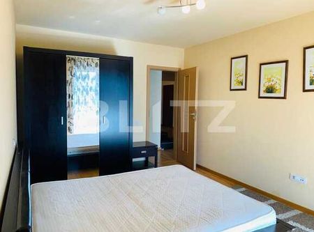 Apartament cu 3 camere, modern, A.C, parcare, in zona strazii Decebal - Photo 4
