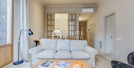 2 bed 1 bath Design Apartment in El Born in Barcelona - Photo 3