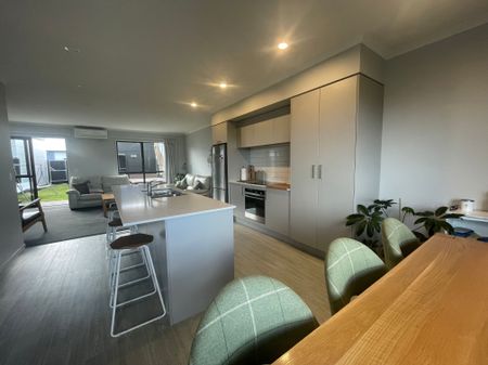 Modern and Easy-Care Living - Photo 2