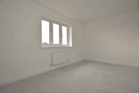 3 bedroom terraced house to rent - Photo 4