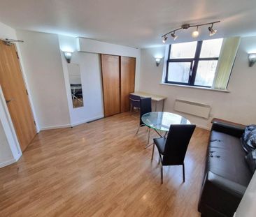 1 bedroom flat to rent - Photo 1