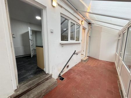 2 bedroom house to rent - Photo 4