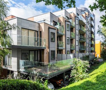 Riverside View, Reading, RG1 6FF - Photo 2