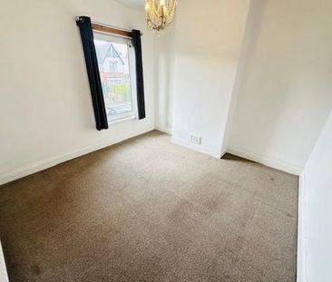 3 bedroom House To Let - Photo 6