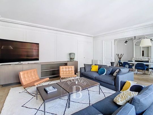 Tout savoir sur cet appartement dans le quartier Hoche-Friedland, à Paris 8ème - Photo 1