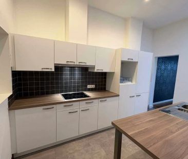 Ruim authentiek appartement - Photo 3