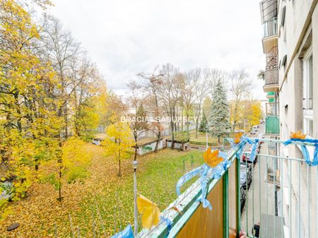 M-2 POK 51 M2 NOWA HUTA BALKON GARDEROBA PREMIUM - Photo 2