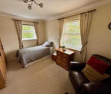 4 bedroom townhouse to rent - Photo 5