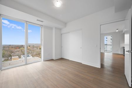 For Lease - 195 Deerfield Road Unit# 913, Newmarket, Ontario - Photo 2