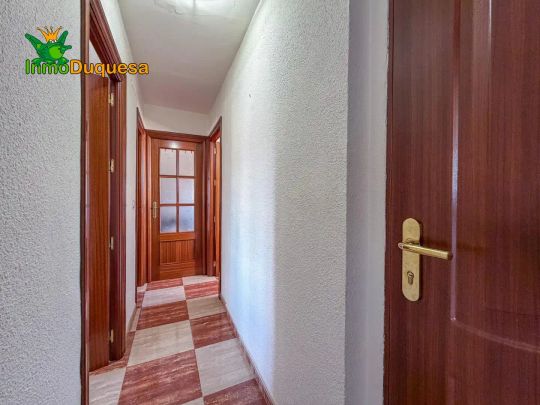 Piso de alquiler en Barrio de Zaidín - Photo 1