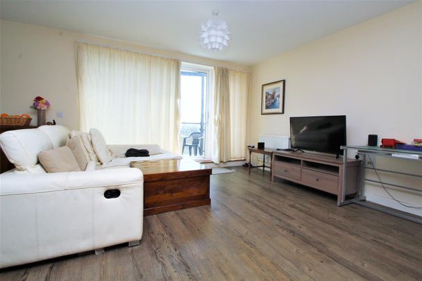 The Roperies, High Wycombe - Photo 1