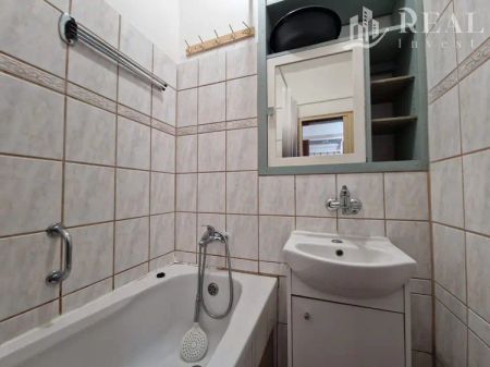 Pronájem, byt 1+1, OV, 40 m and sup2;, ul. W.A. Mozarta, Most. - Фото 5