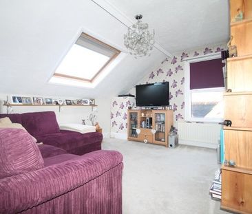 Hatchlands Road, RH1 - Photo 4