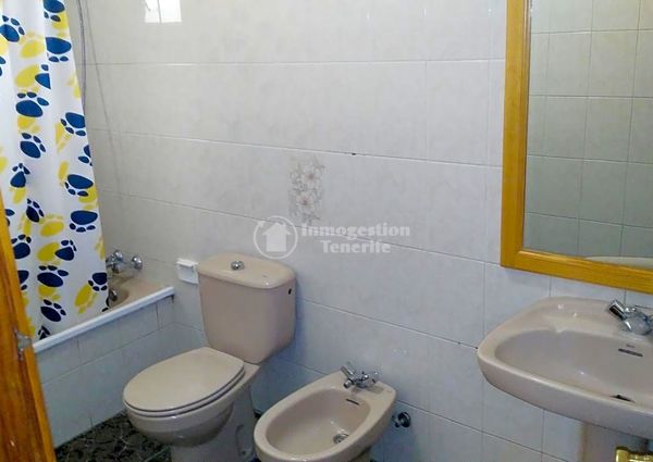 Se alquila en Guargacho apartamento de 1 dormitorio