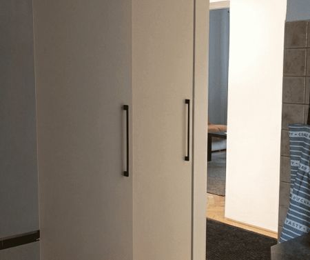 Warszawa, Śródmieście, Emilii Plater - Photo 3