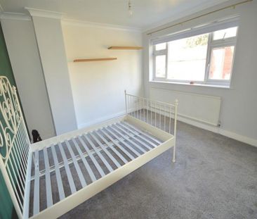 3 Bedroom Semi Detached To Let - Photo 6