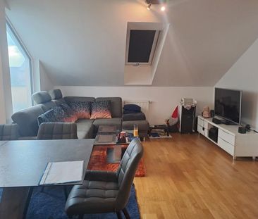Pillweinstraße, sonnige und ruhig gelegene Dachgeschosswohnung mit ... - Foto 6