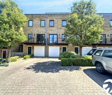 4 bedroom terraced house to rent - Photo 5