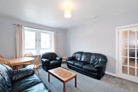 2 Bed Flat, Roslin Street, AB24 - Photo 1