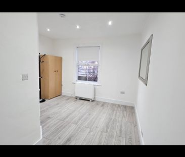 Uxbridge Road, Slough, SL2 5NX - Photo 4